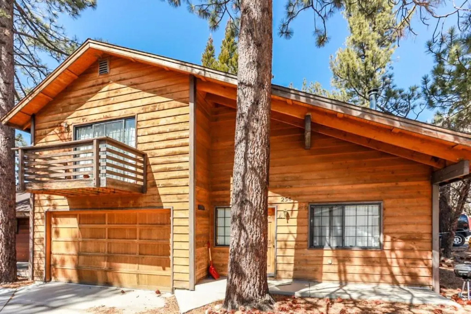 Cozy Hollow - 1890 by Big Bear Vacations