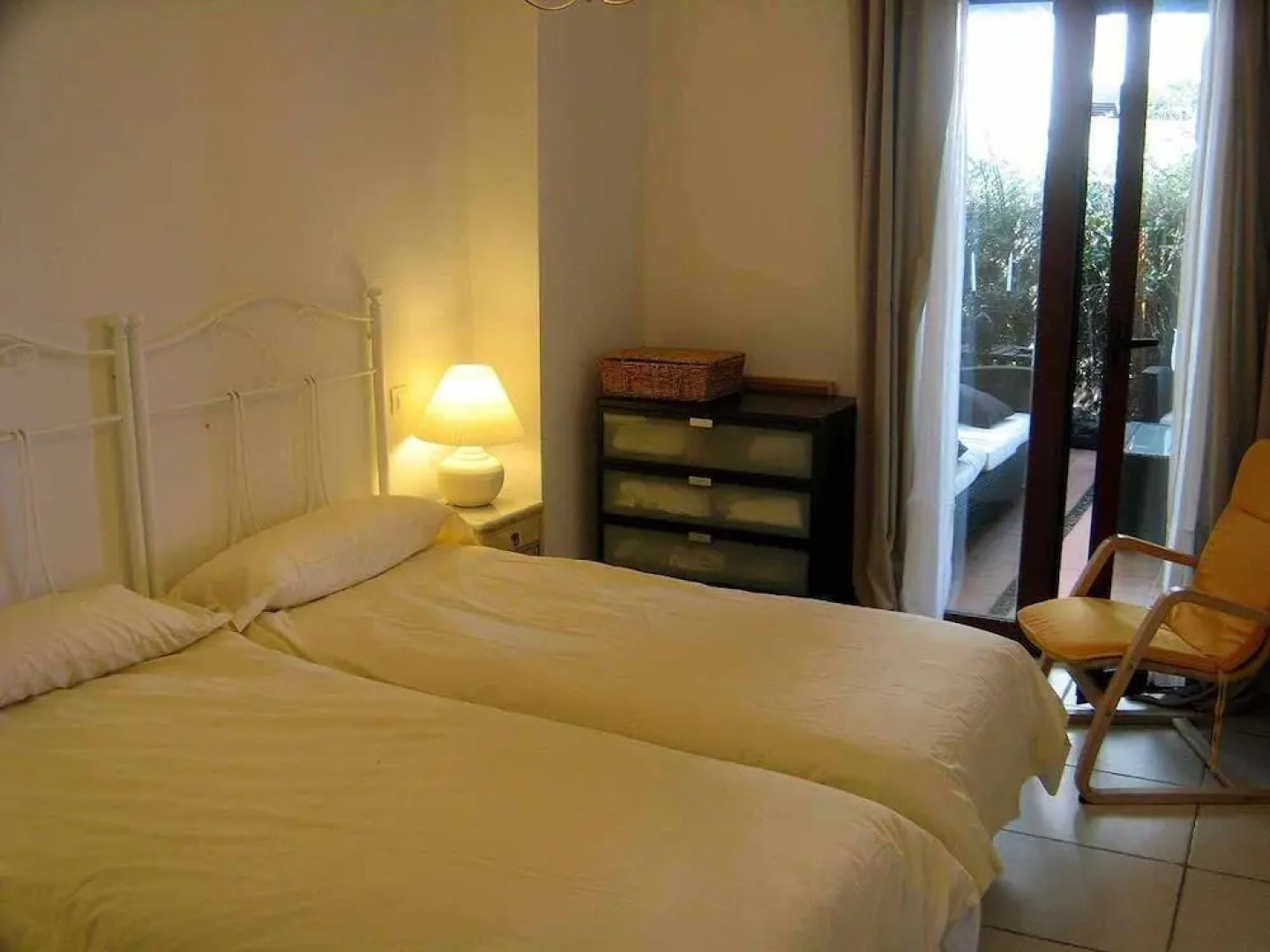 VenAVera C10A - Ground floor Garden 3Bedrooms/2Baths Beachfront, WIFI