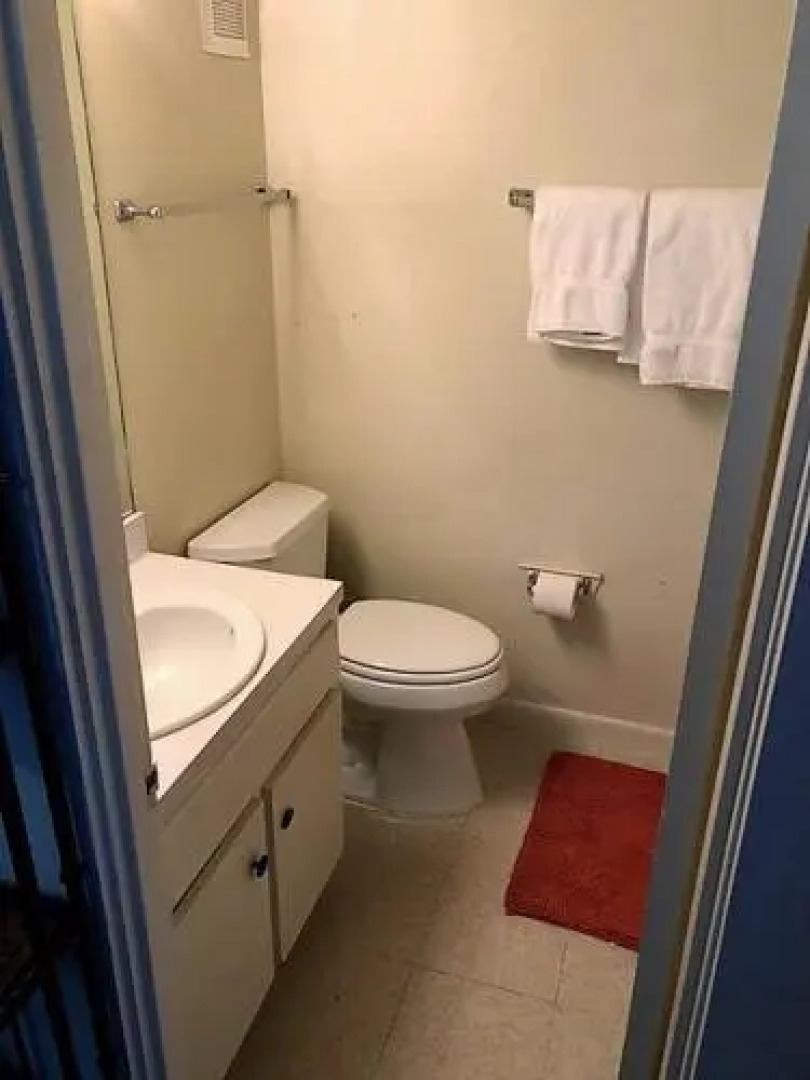 Modern Beach 106bh Condo