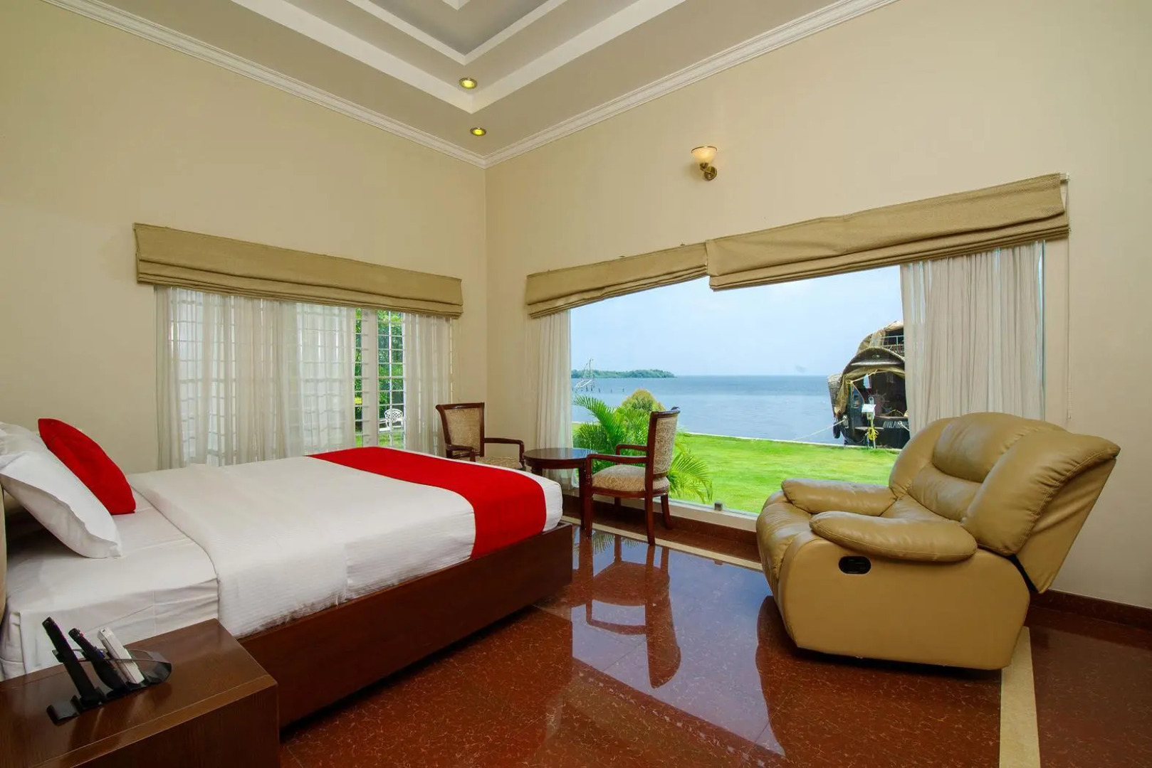 Cyrus Resort by Tolins Hotels & Resorts