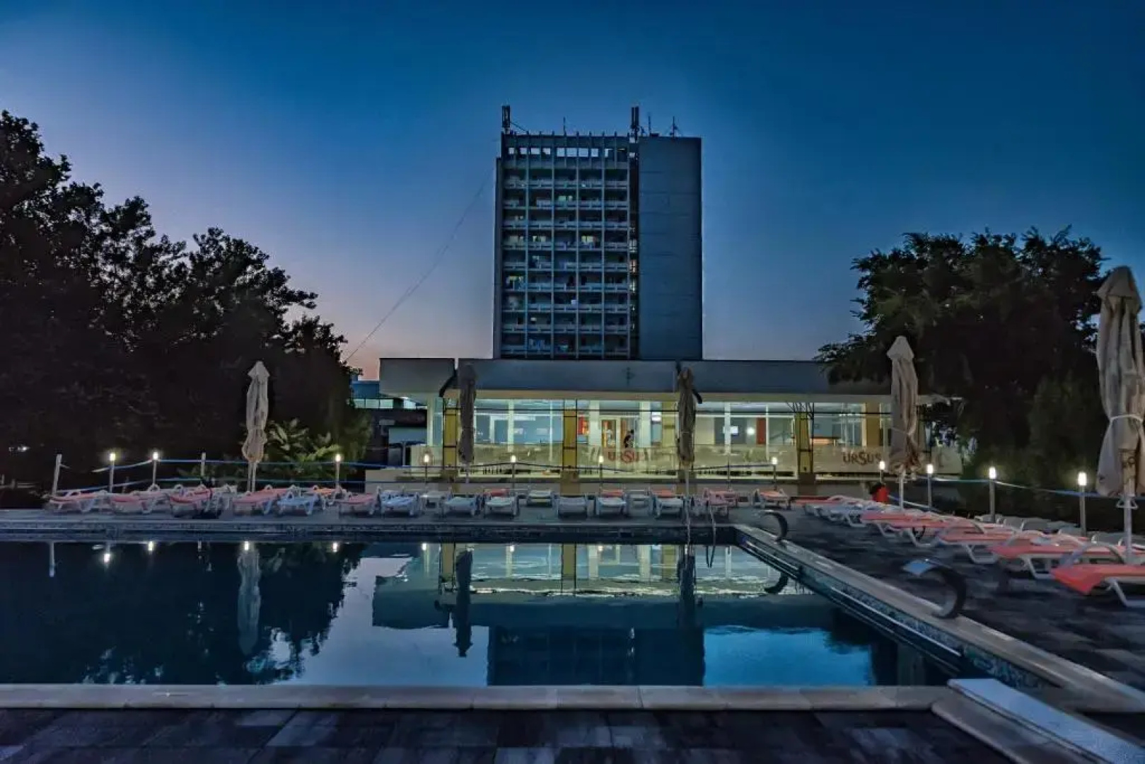 Hotel Capitol
