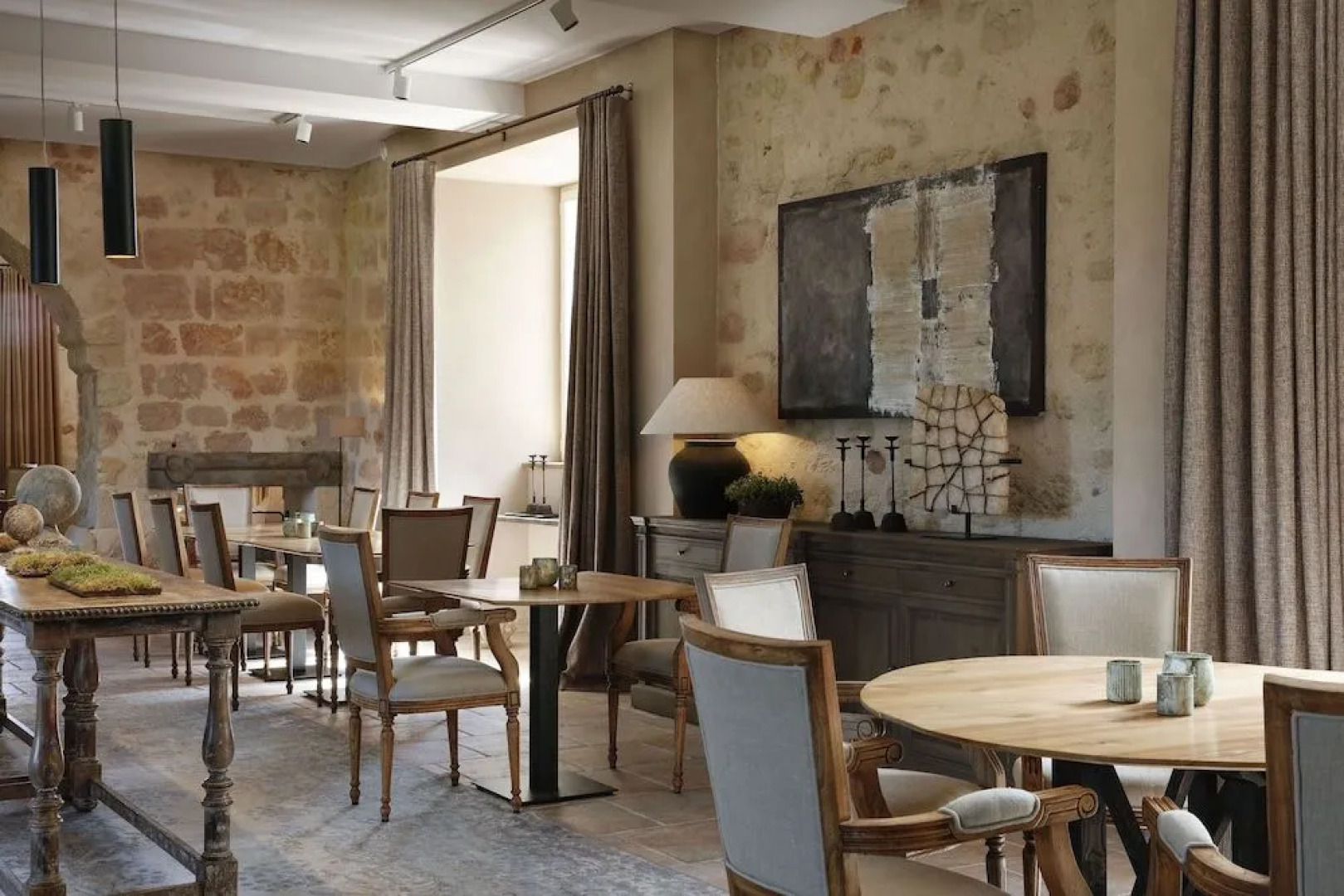 Logis Hotel Restaurant Le Prieure