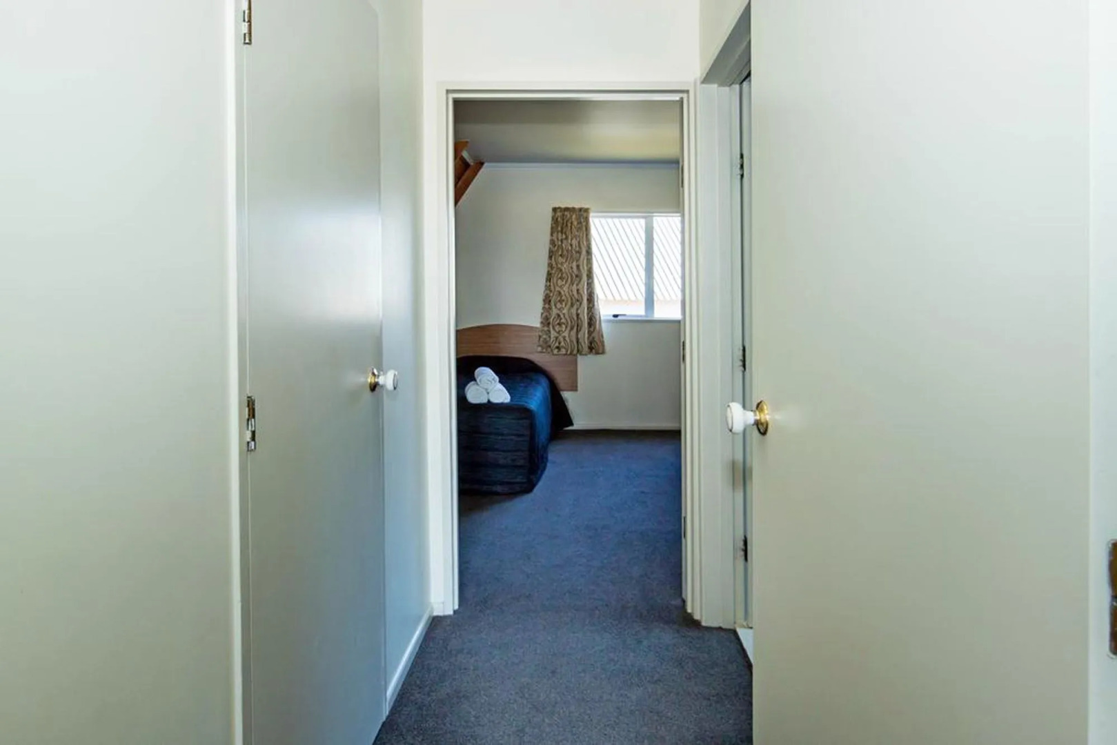 Mountain Chalets Motel