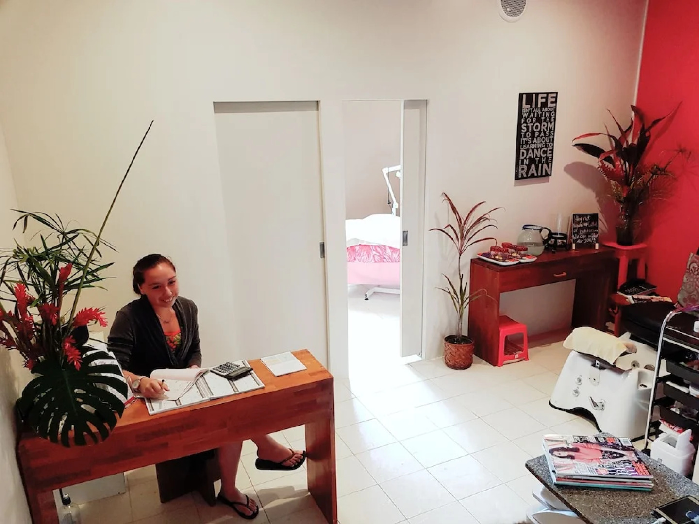 Take-A-Break Islander Beach