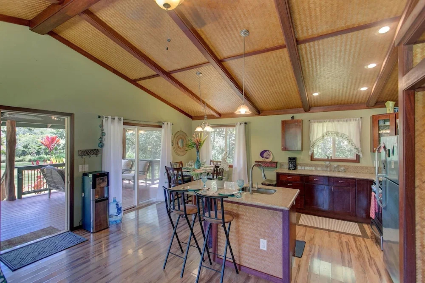 The Coqui Shack 2 Bedroom Cabin by Redawning