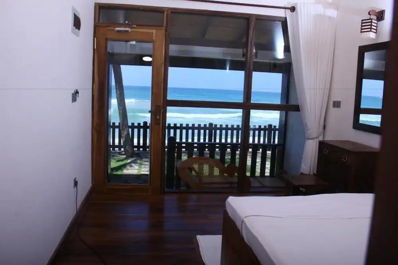 Love Birds Beach Hotel