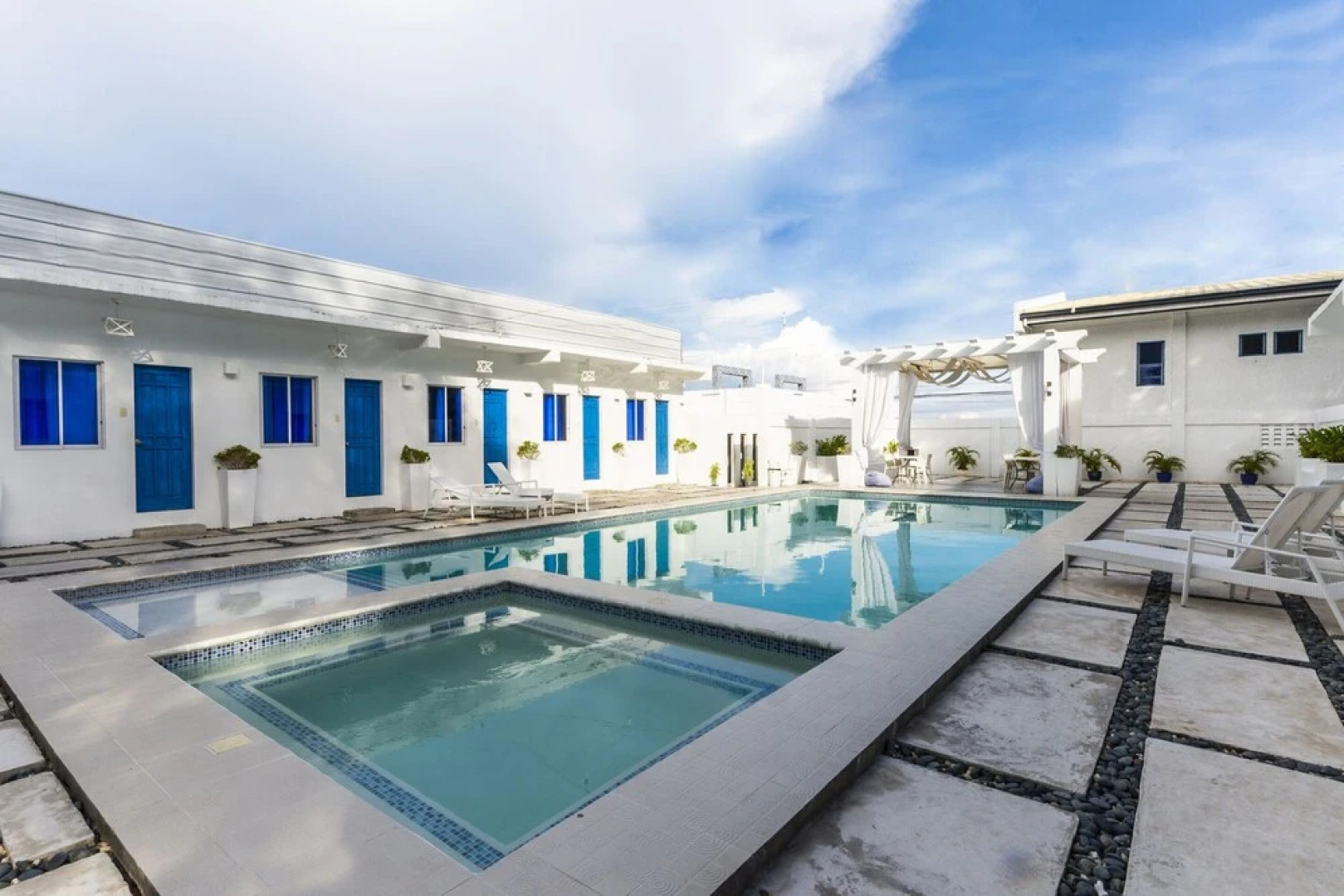 OYO 466 Issa's Haven