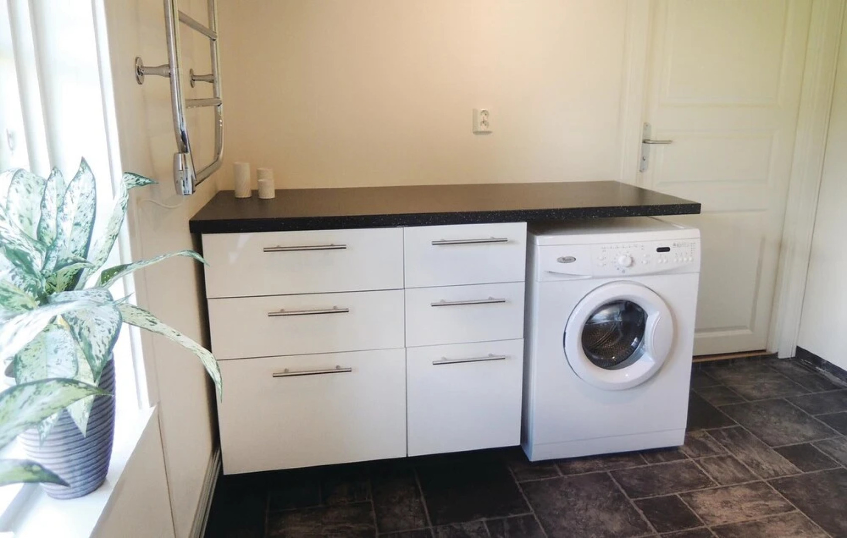 Stunning Home in Lammhult With 2 Bedrooms and Wifi