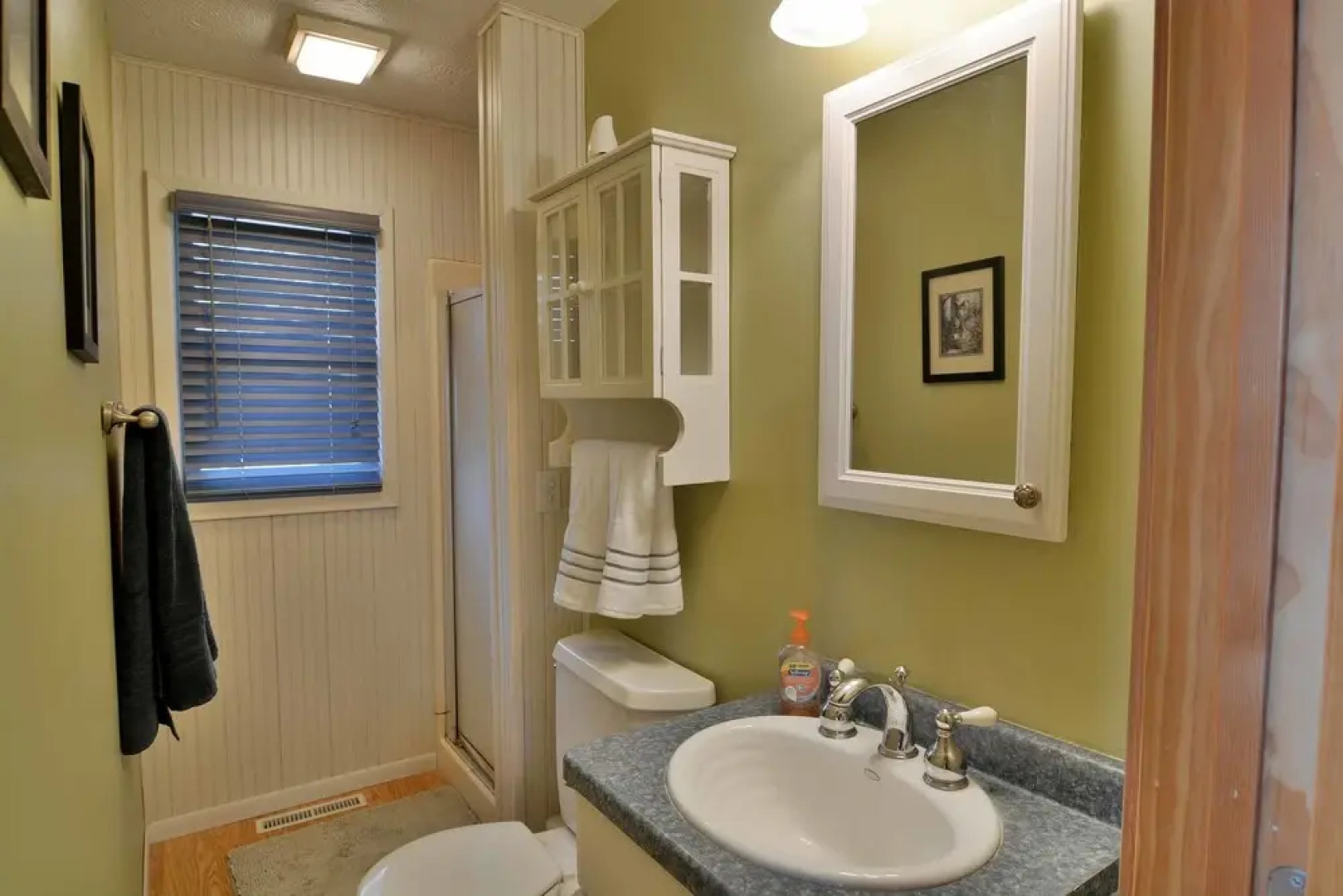 Sunset Shores Retreat 3 Bedrooms 2 Bathrooms Condo