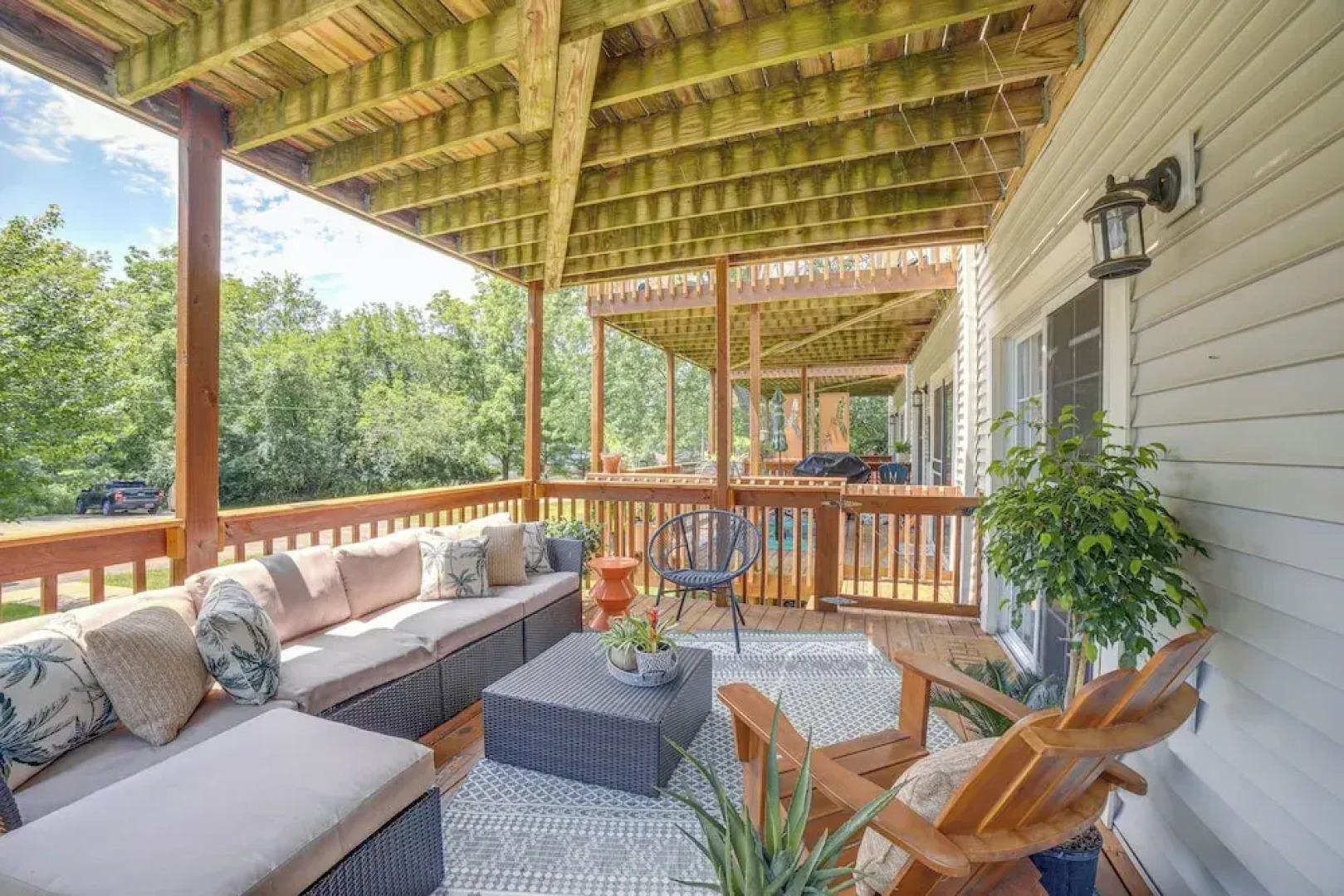 Walk to Lake Michigan - South Haven Condo!