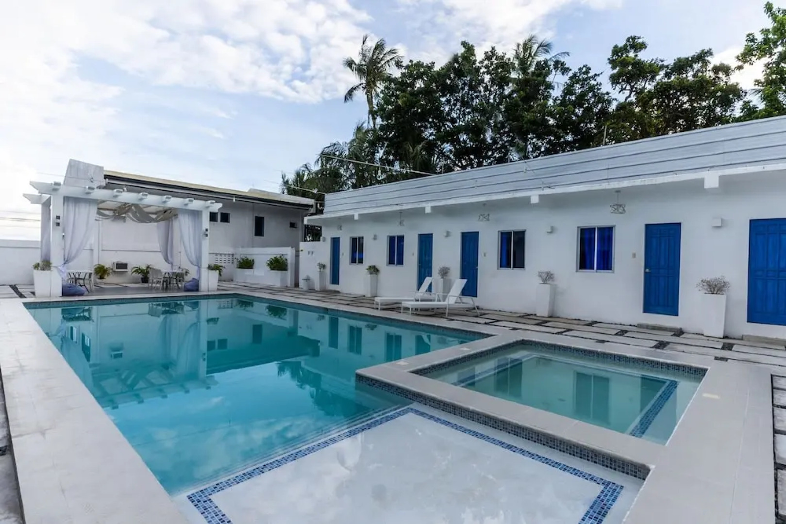 OYO 466 Issa's Haven