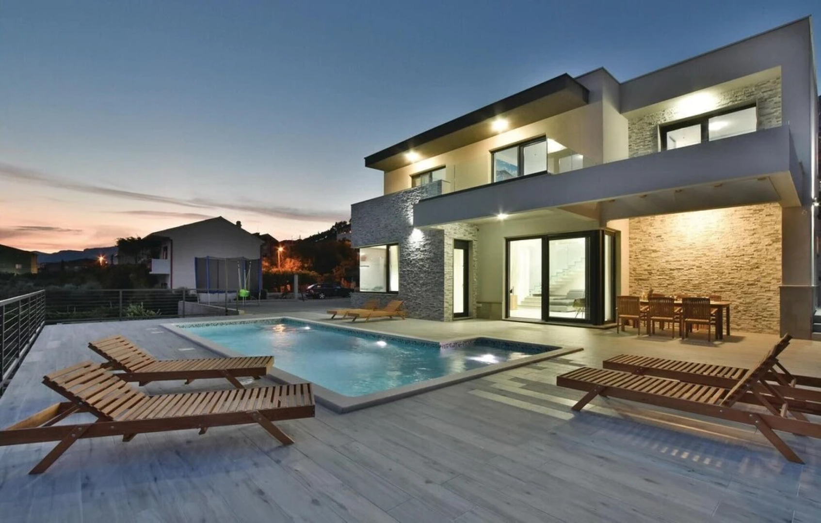 Nice Home in Kucine with WiFi, 4 Bedrooms & Hot Tub