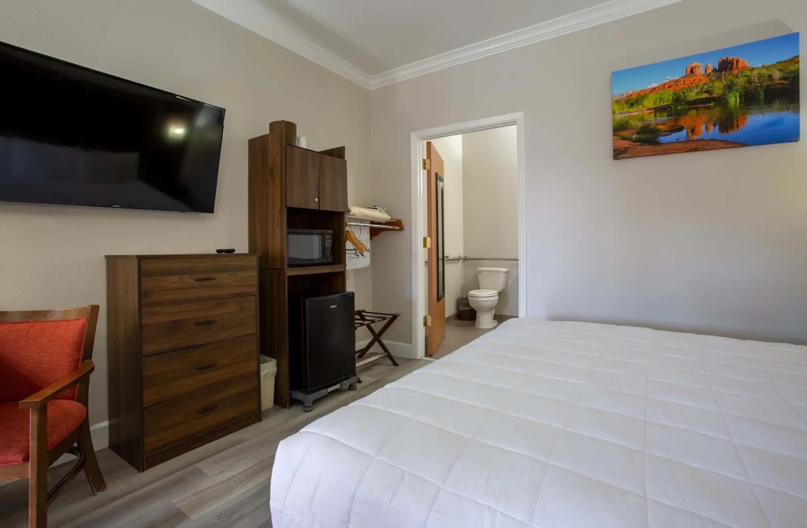 Wildflower Inn at Bell Rock