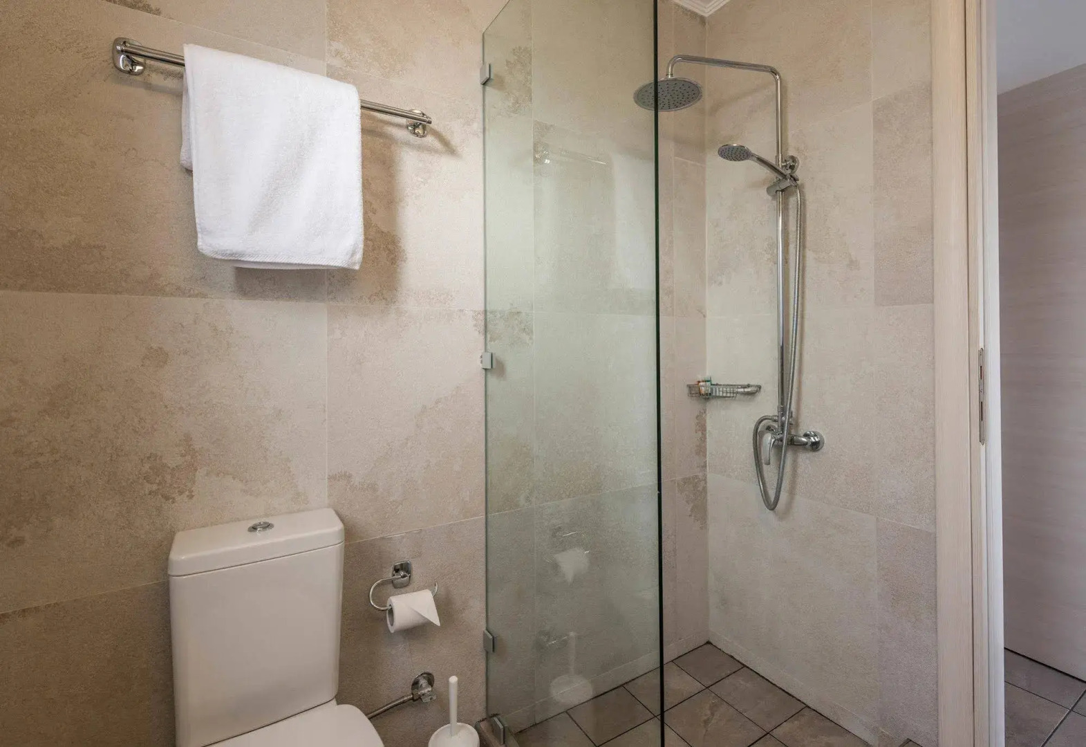 Cedar Bay Beachside Villas