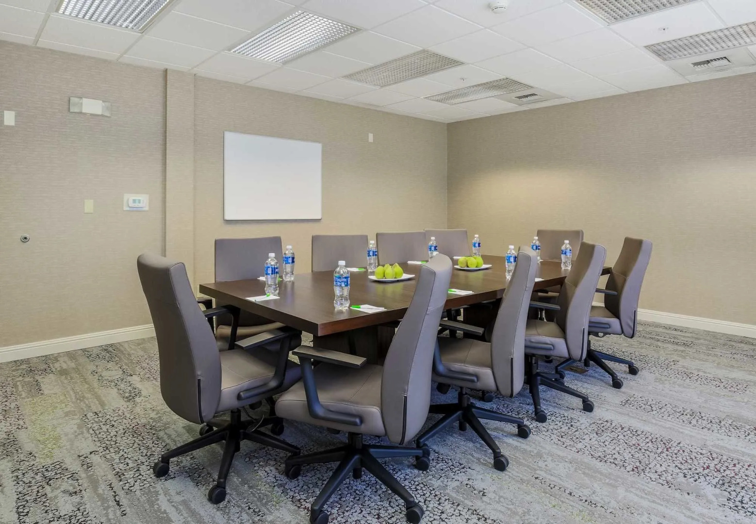 Courtyard Roseville Galleria Mall/Creekside Ridge Drive