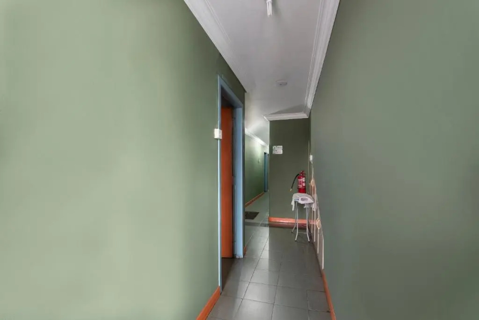 Apollo Hotel by OYO Rooms