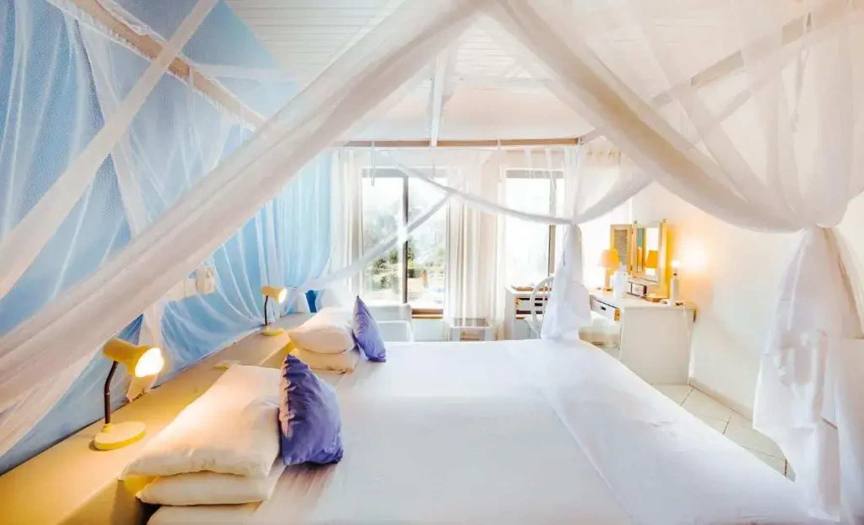 Flamboyant Boutique Hote