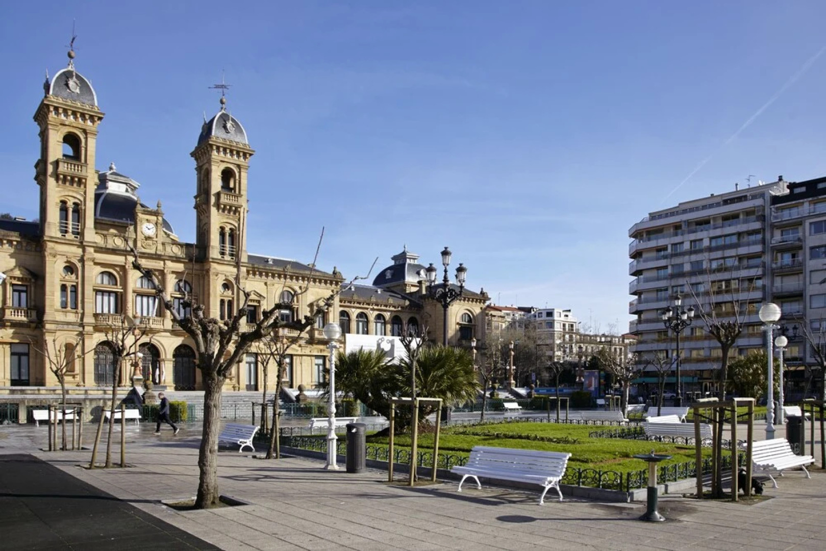 Playa de La Concha 4 Apartment by FeelFree Rentals