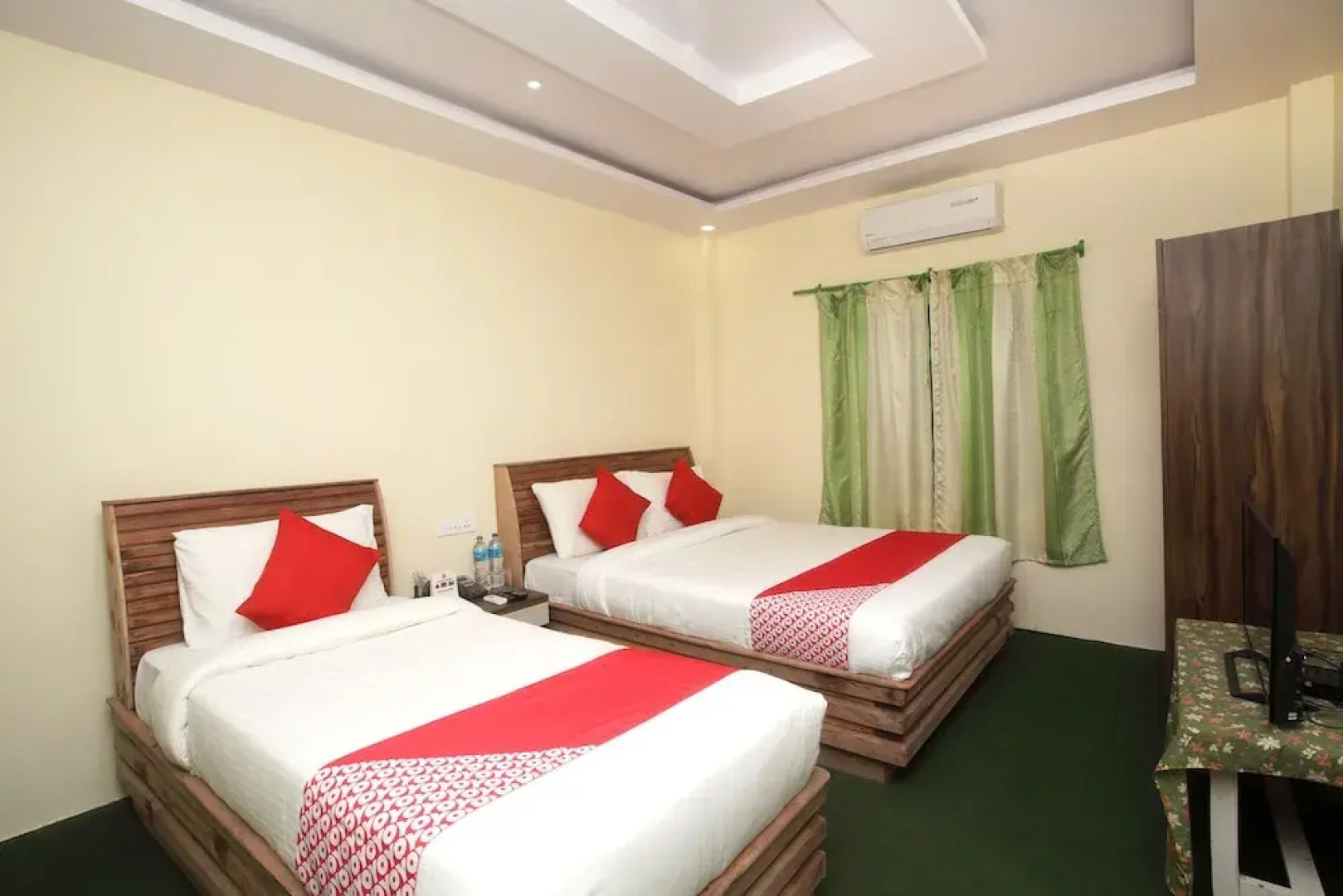 Oyo 643 Samarth Bardiya Adventure Resort