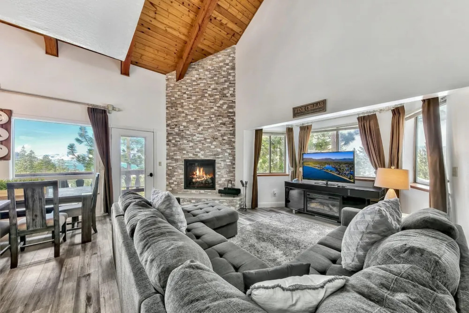 Mv17 Amazing Lake View & Spacious 2 Bedroom Ski Cabin With Hot Tub