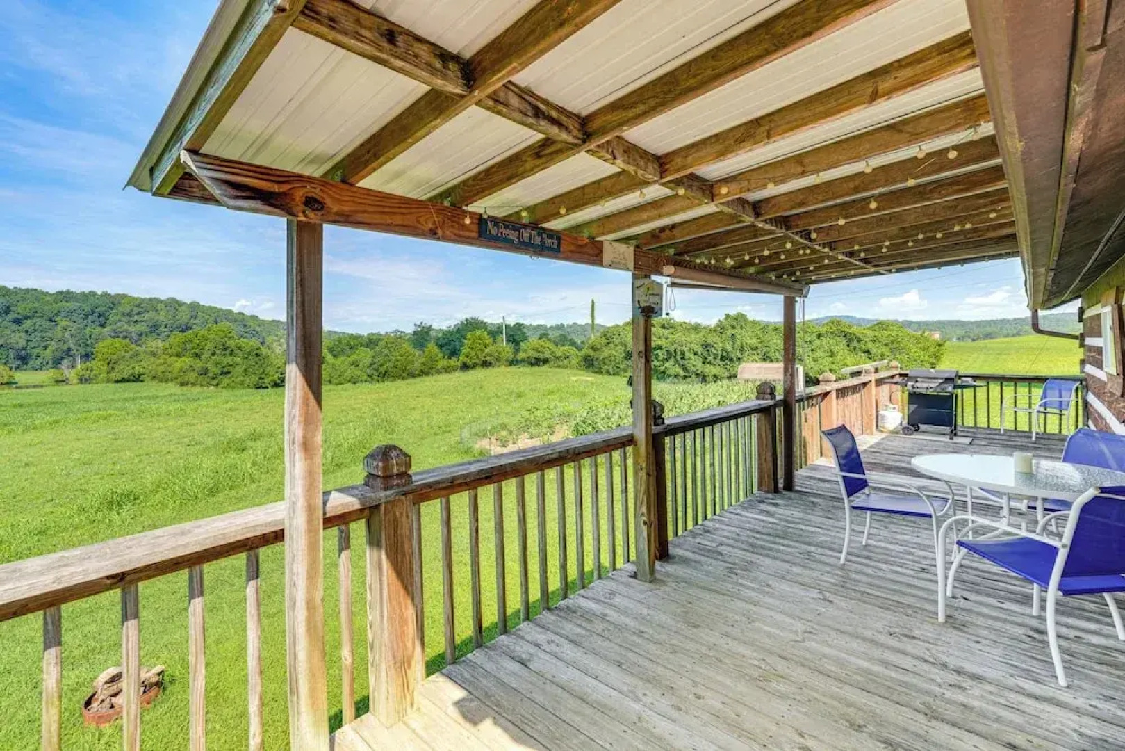 Rogersville Barn Apartment on 27 Acres w/ Pond!