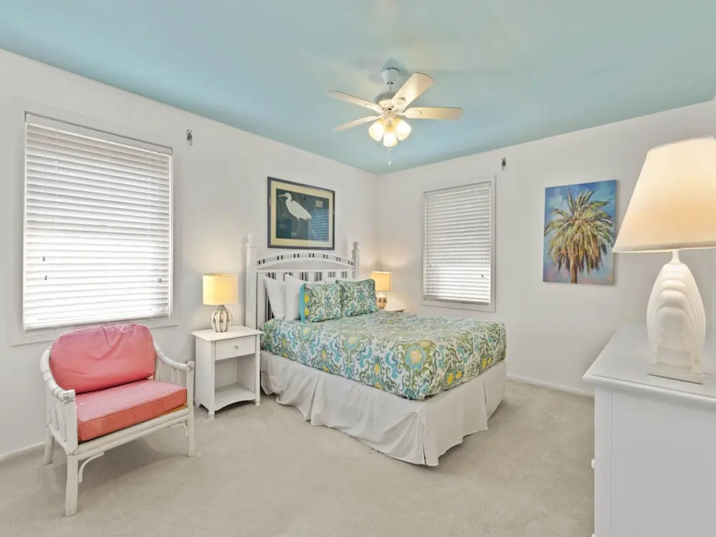 White Sand Cottage by Vacation Rental Pros