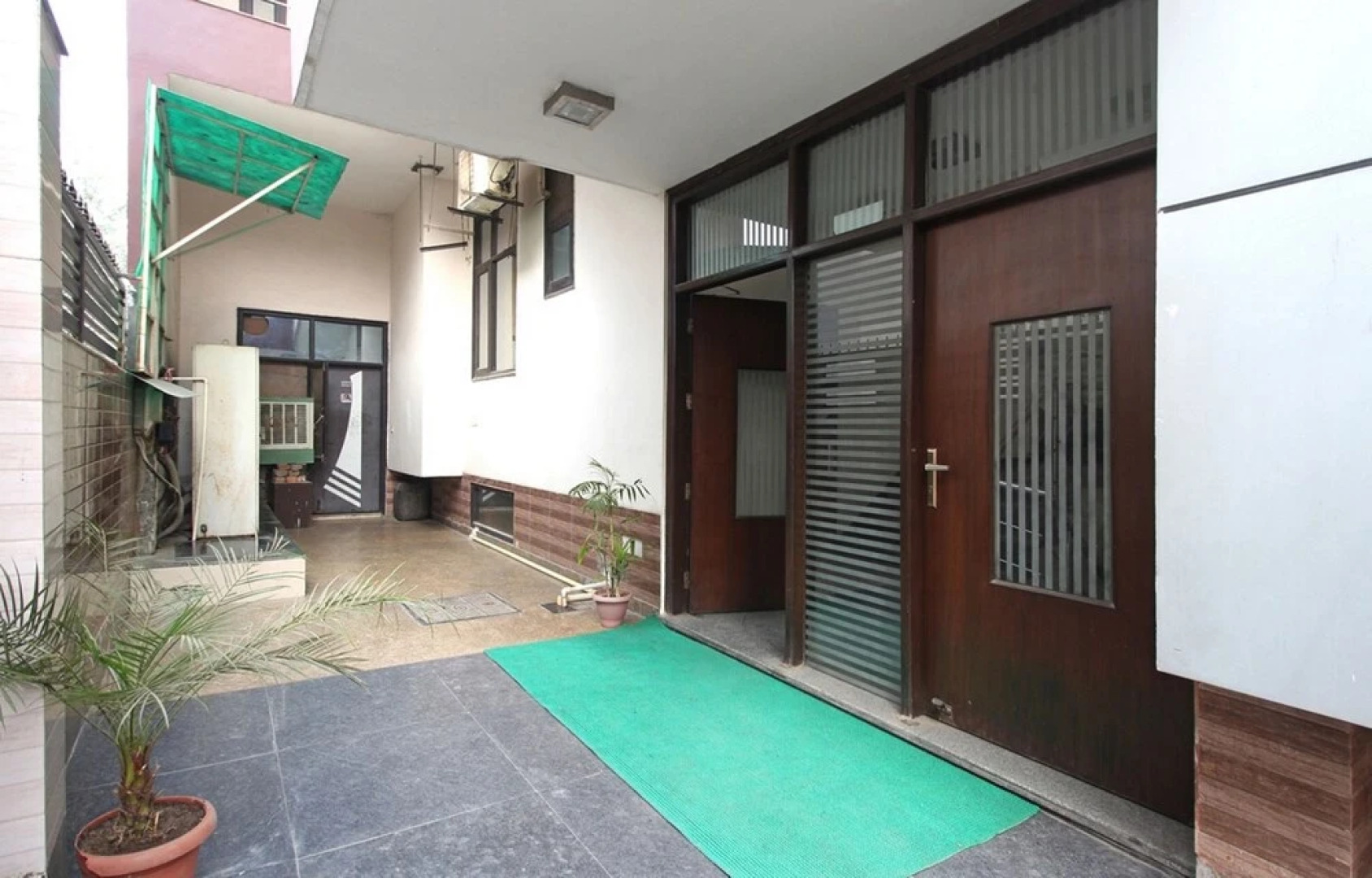 Mint Marbella Suites