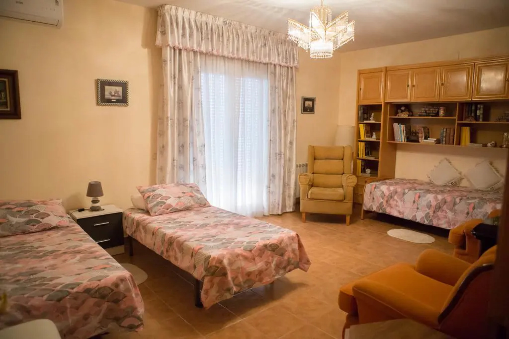 La Rosaleda De Orgaz