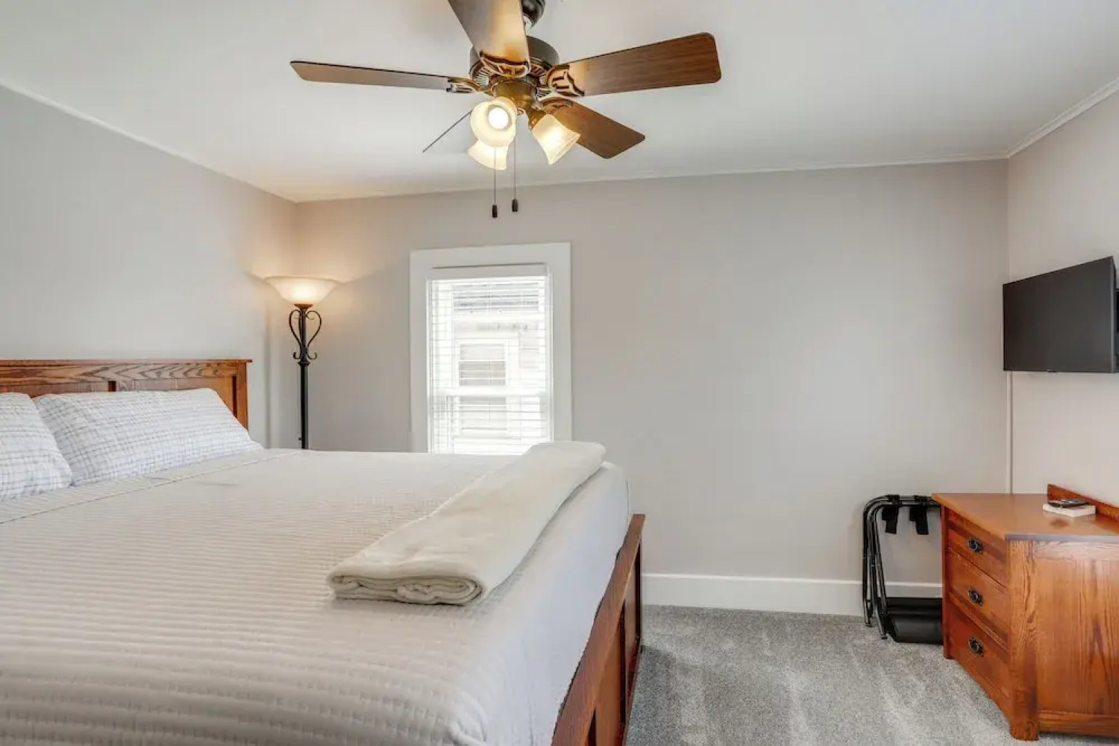 Walk to Lake Erie: Spacious Home in Sandusky!