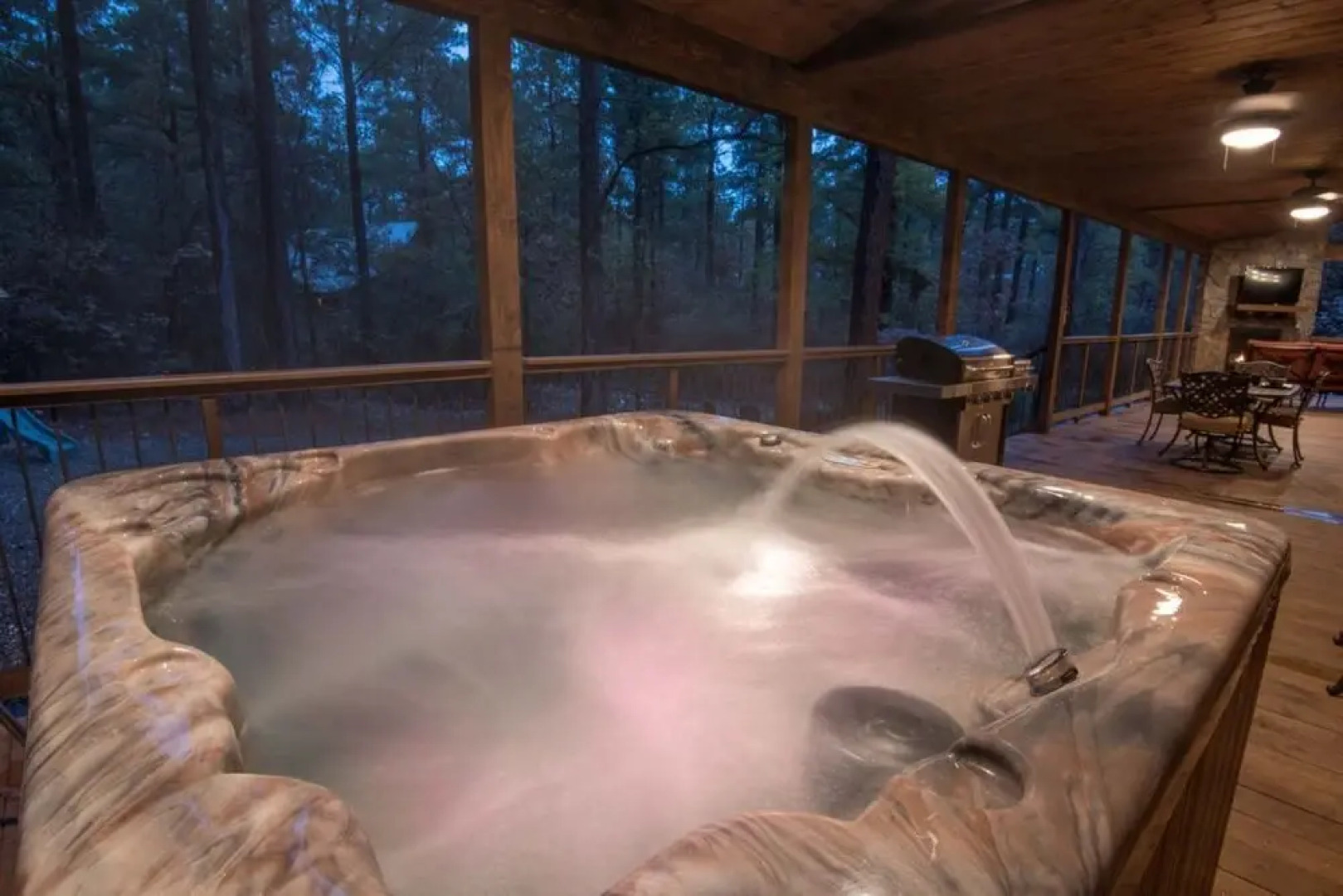 Simmer Down Lodge - 5 Br Cabin