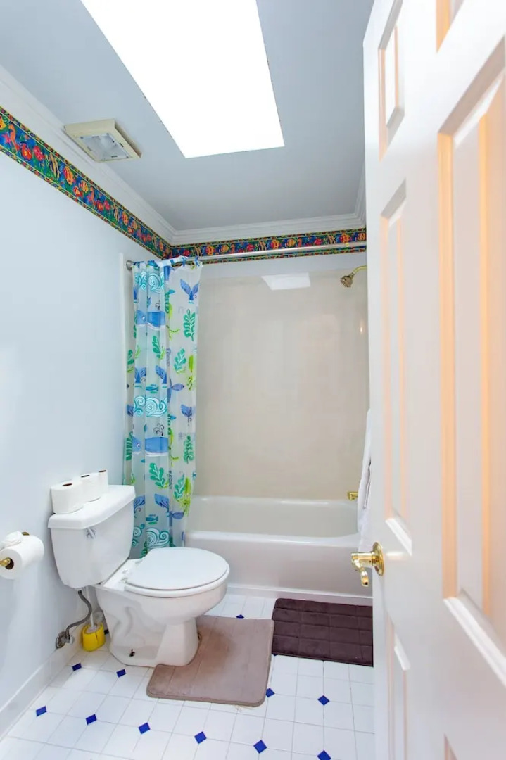 1369 Brentwood Maple - 2 Br Apts