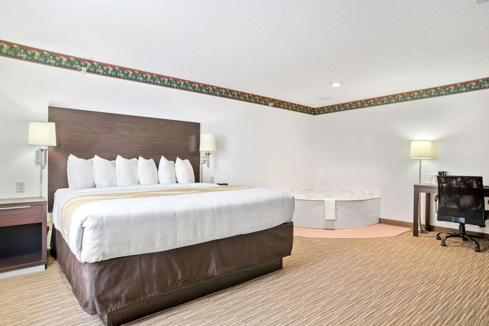 Black Hills Luxury Suites