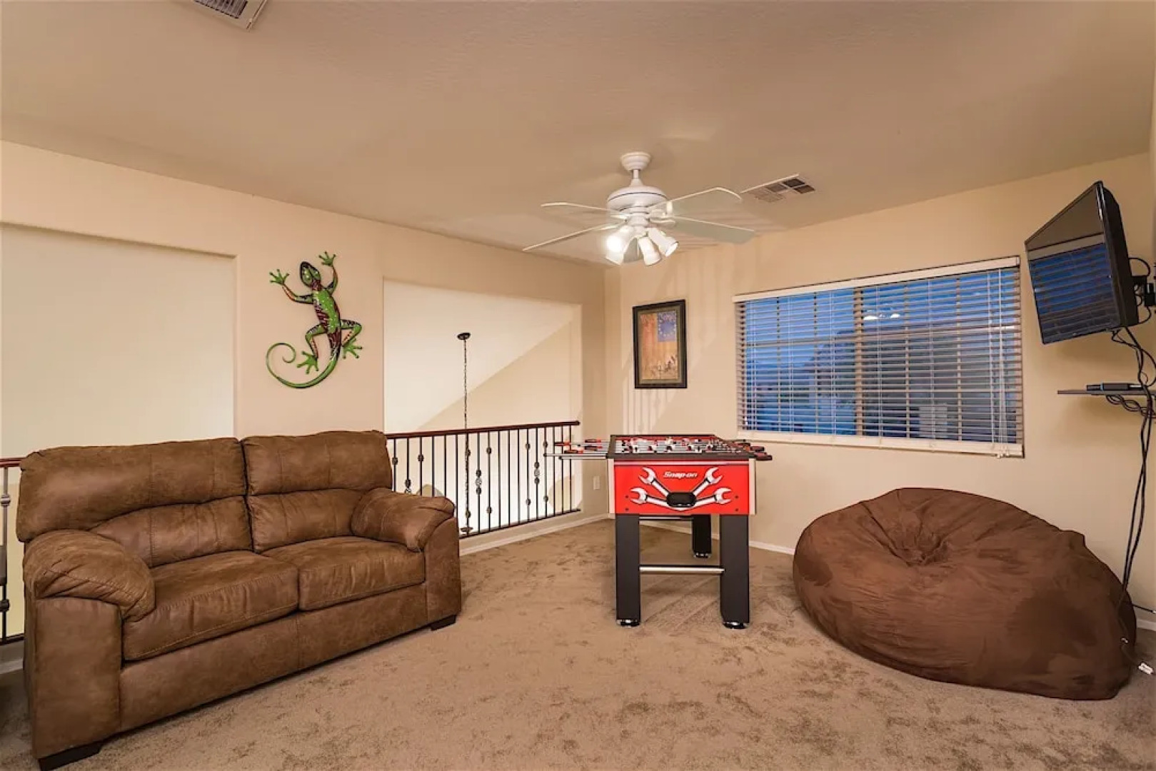 Valley of the Sun 5 BR by Casago