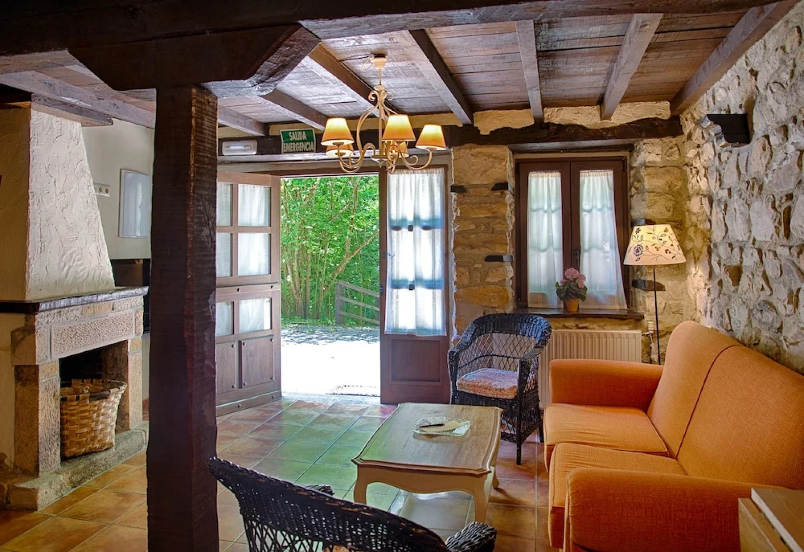 Hotel Rural La Tahona de Besnes