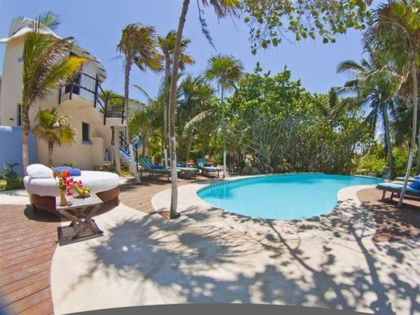 Las Ranitas Eco Boutique Hotel