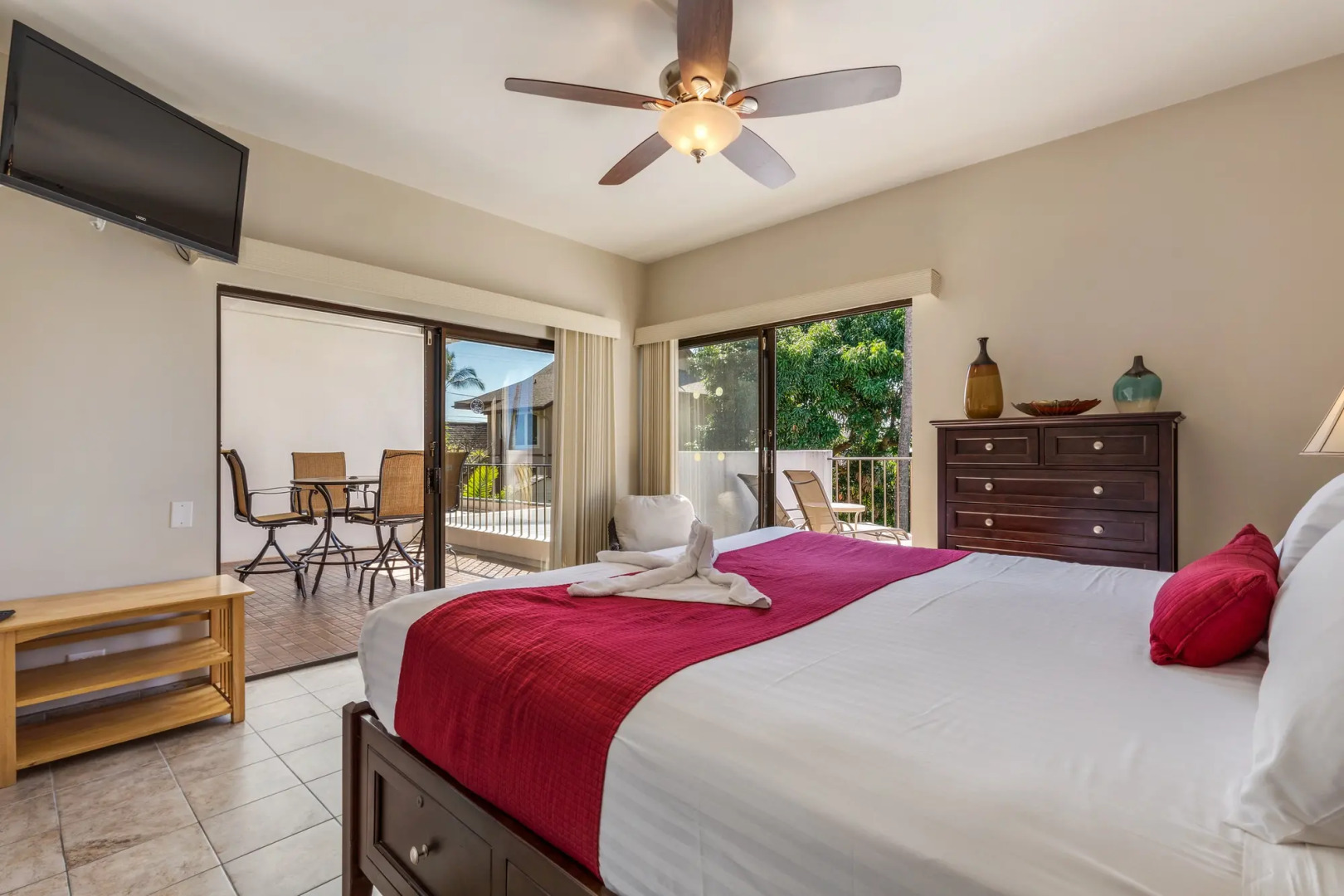 Royal Sea Cliff Kona by OUTRIGGER