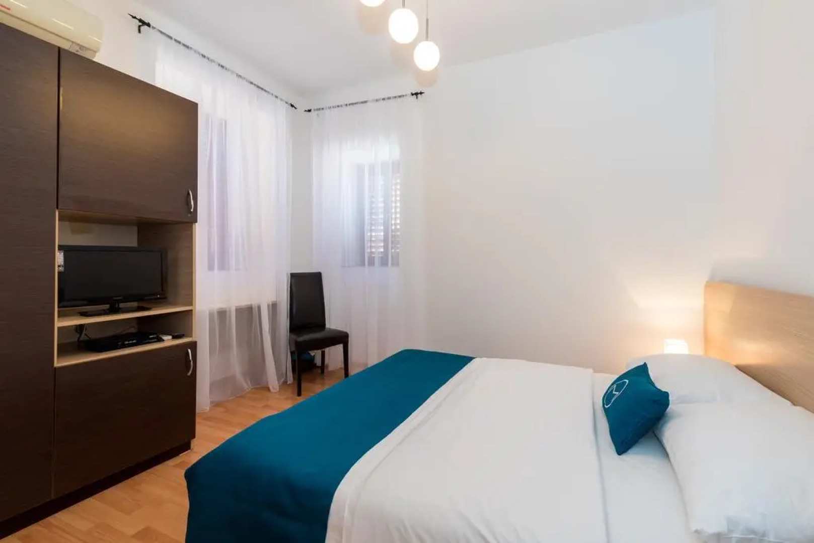 Marina Hotel - Restaurant