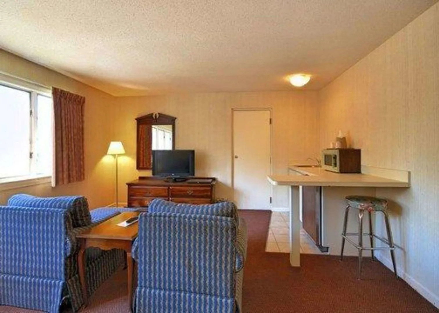 Gold Star Inn & Suites
