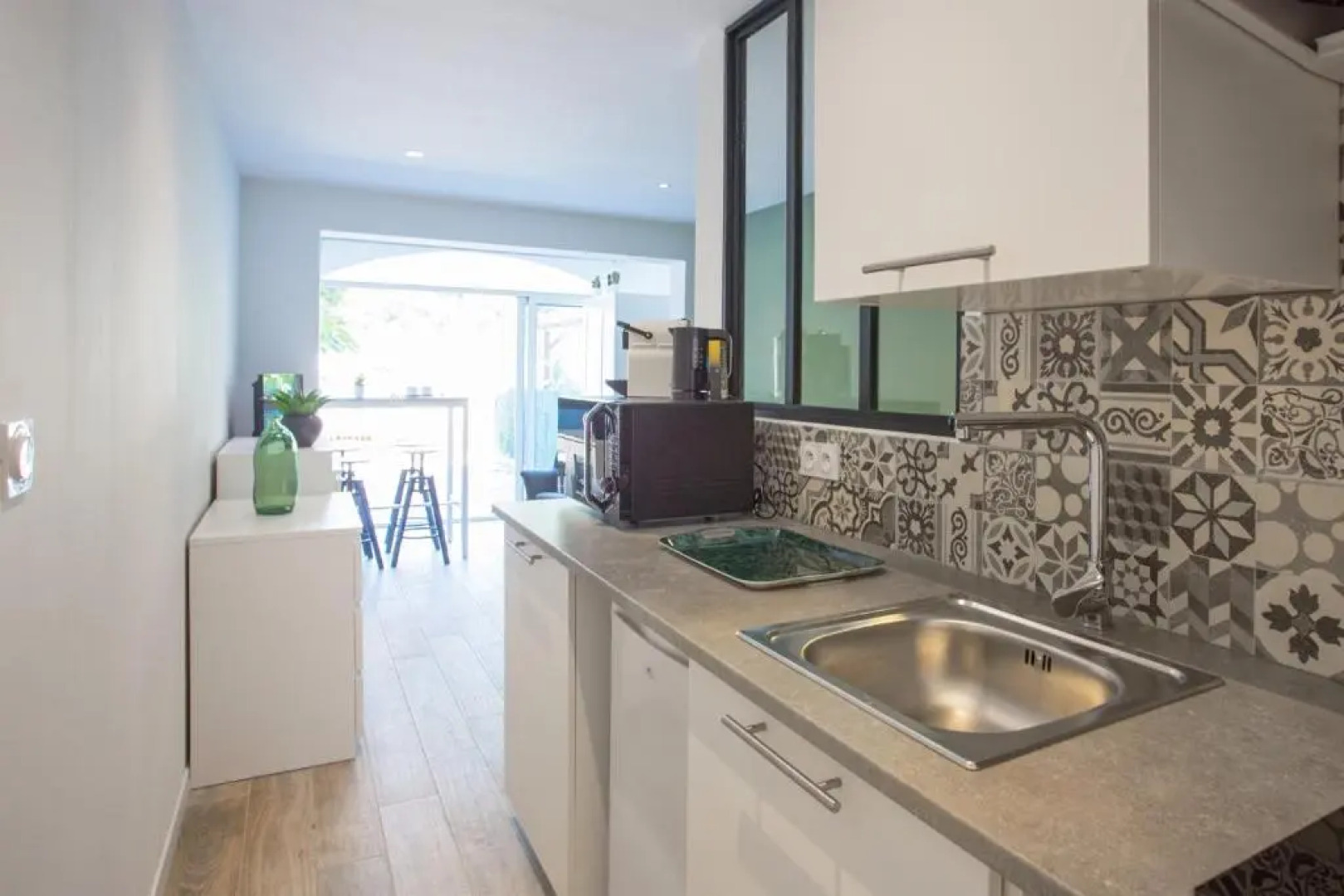 Joli studio avec jardin bord de mer