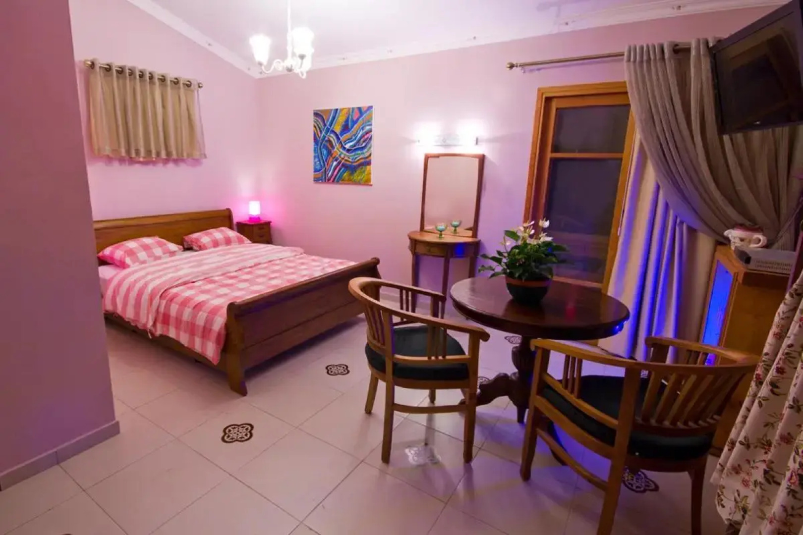 Bellatroun- Hotel/Guest House צימר בלטרון