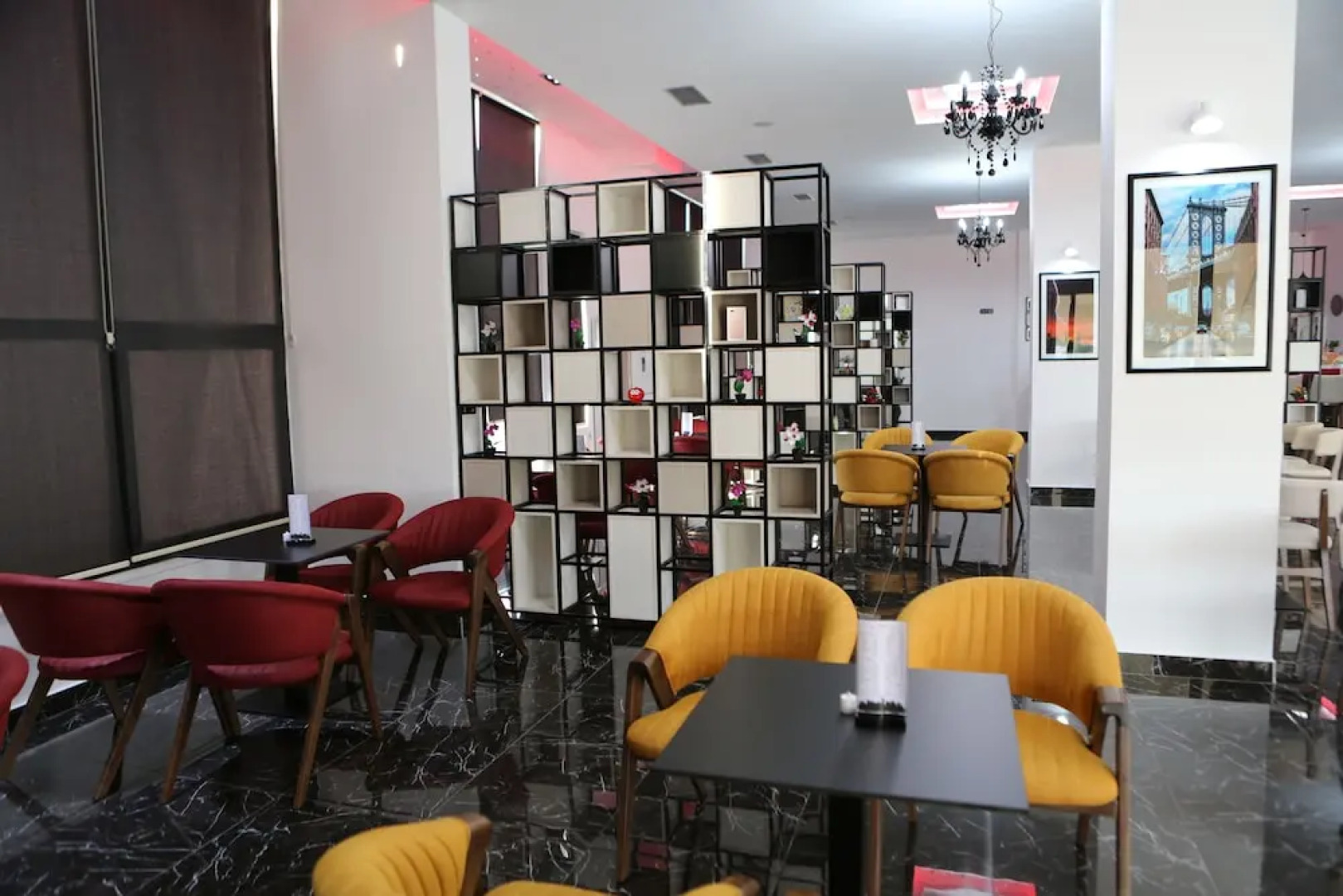 Hotel New York Kamez