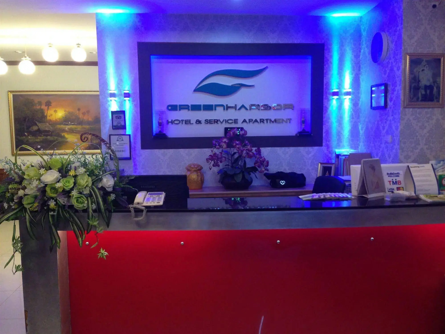 Green Harbor Hotel & Service Apartment