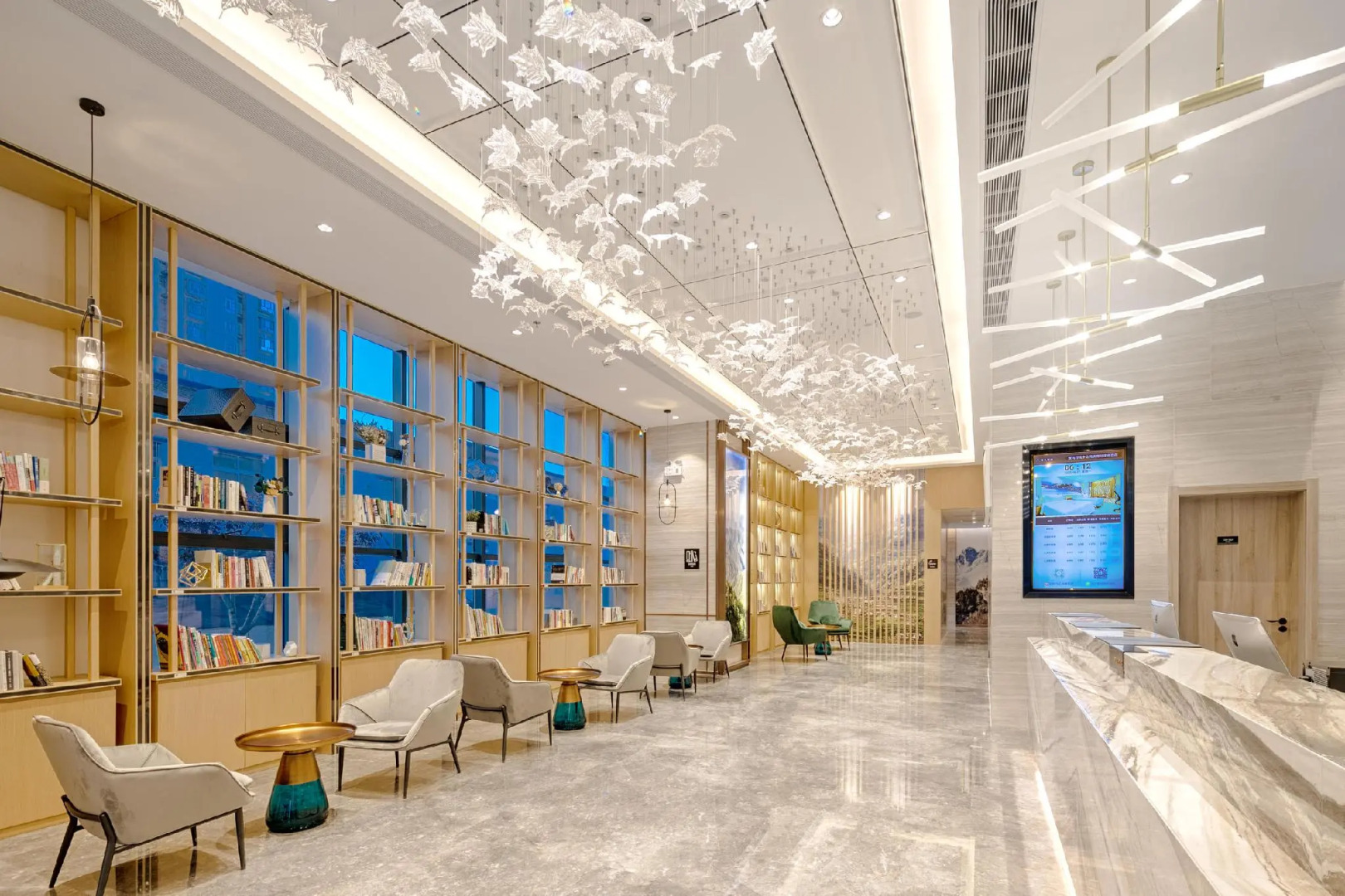 Atour Hotel Baoji Gaoxin South High-speed Railway Station Xingzheng Avenue