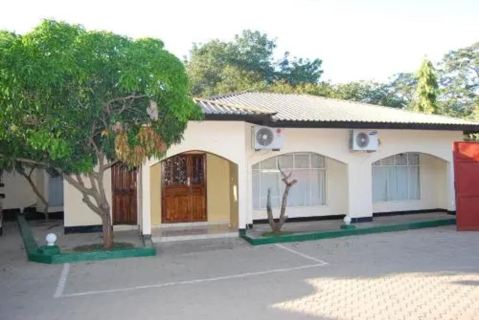 Chapa Classic Lodge Nehru Way