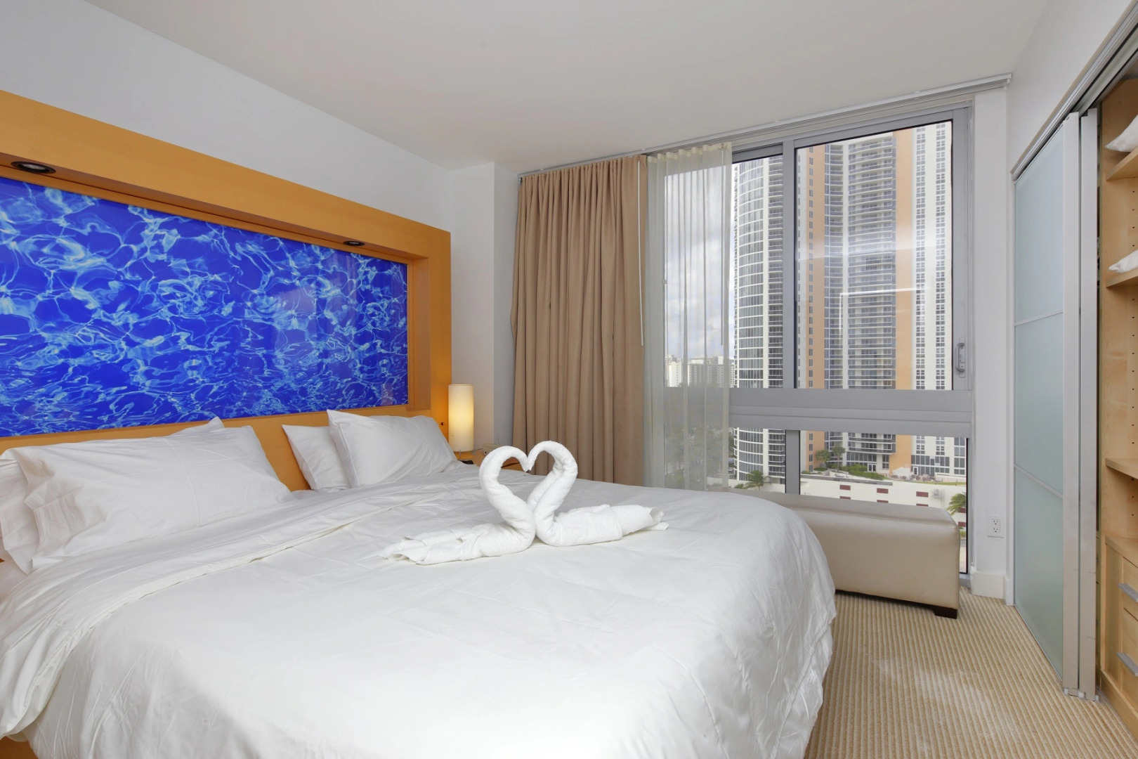 2 BR Luxury Suite in Marenas Beach Resort