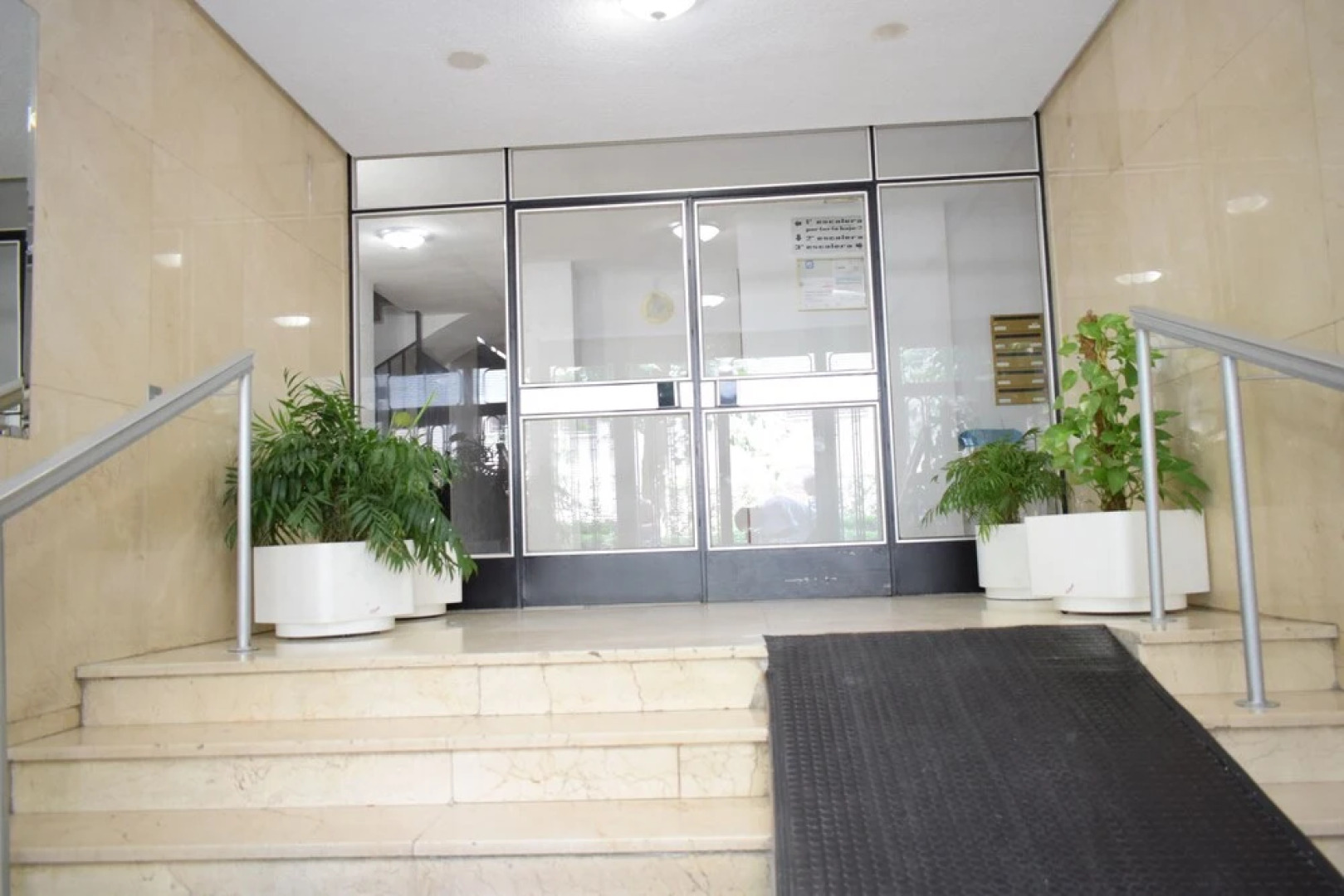 Apartment - Travel and Holidays La Vina