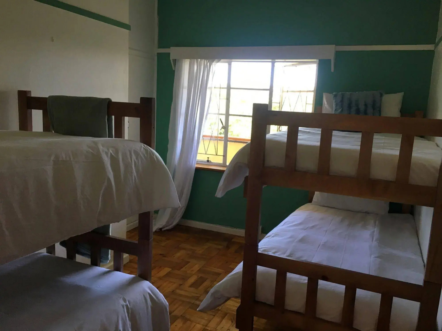 Wanderlust Adventures - Hostel/Backpacker