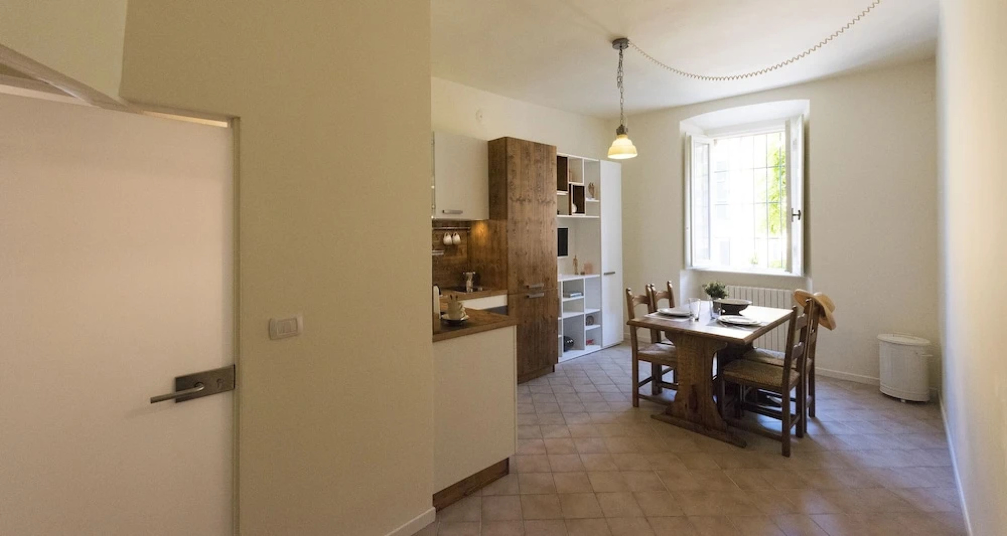 Altido Wood and White With Lake View