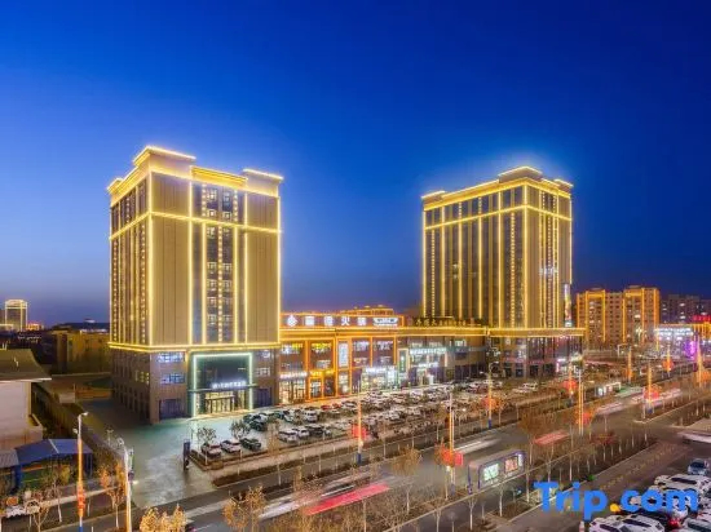 Kuche W · Wanchen Kailai Hotel