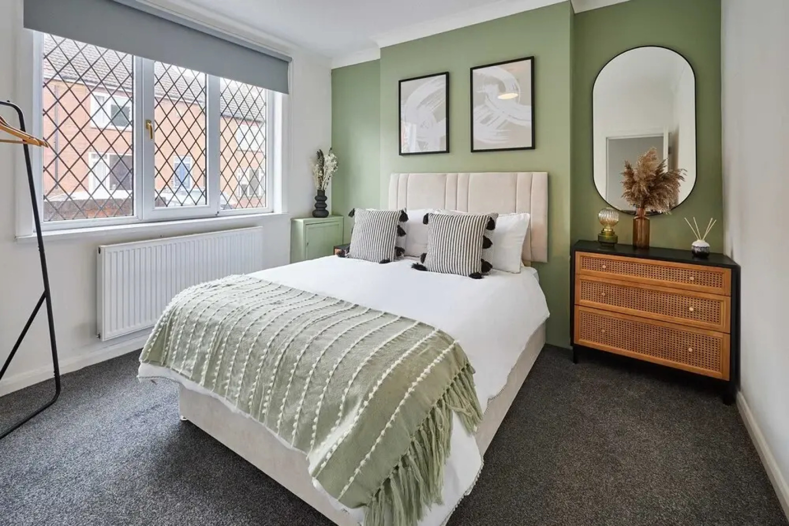 Host Stay Joffre Avenue